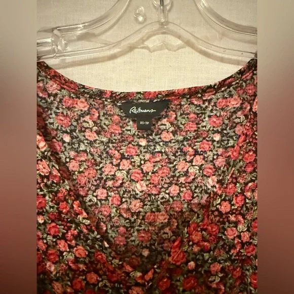 REITMAN MAXI DRESS
✅PRELOVED
✅SIZE:XS
✅Good condition - Picture 5 of 9